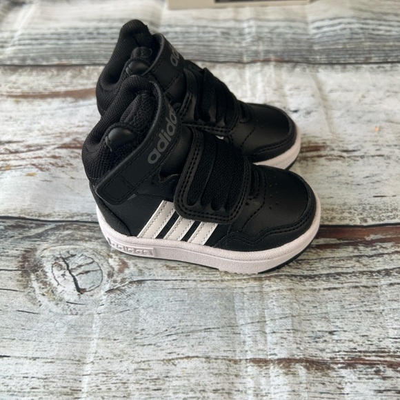Adidas Hoops Mid 3.0 AC I Toddler Sneakers - Black/White - Size 4K - Picture 1 of 11